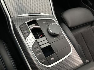 BMW 330 bild 22