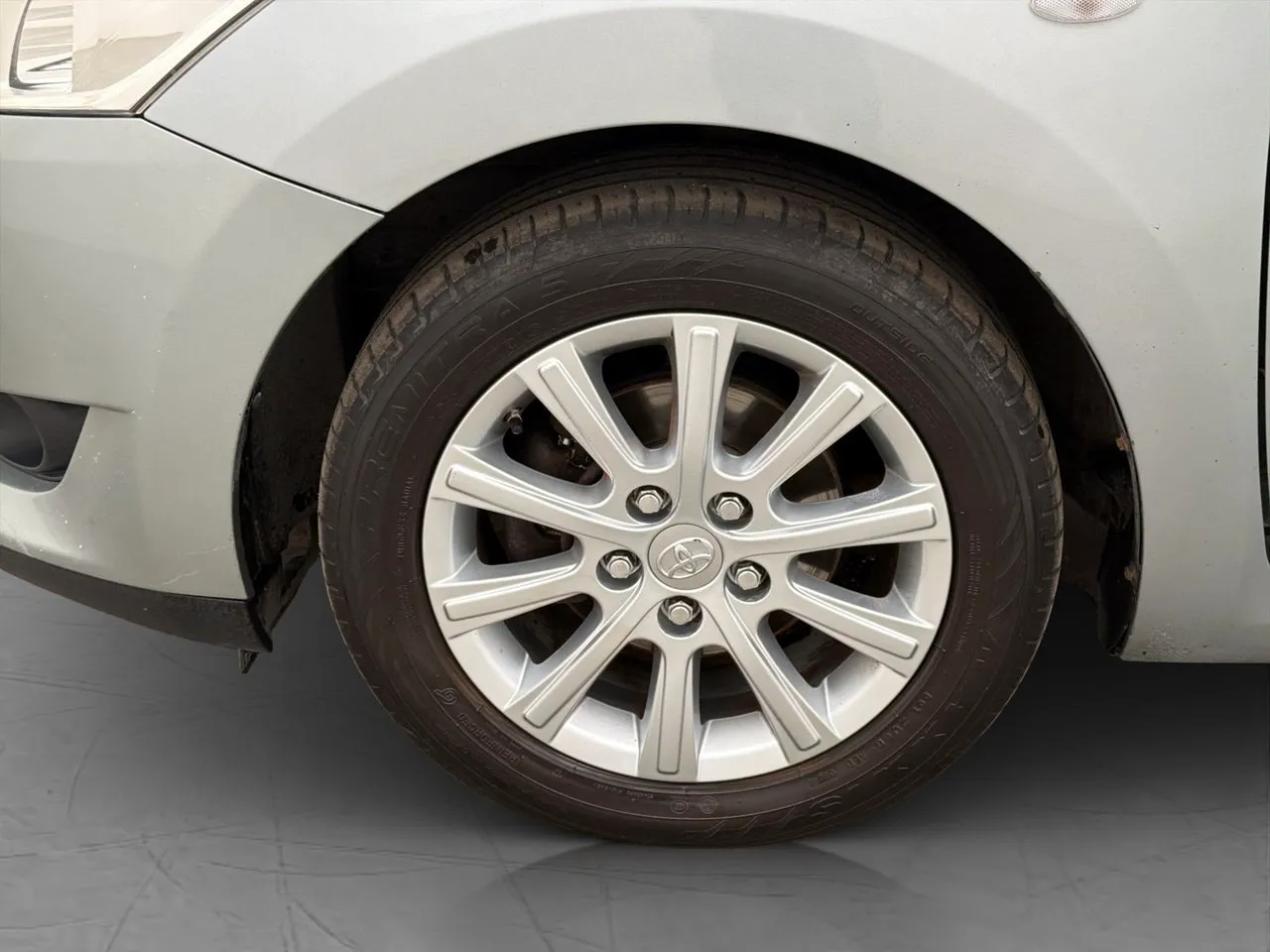 Vehicle image 21