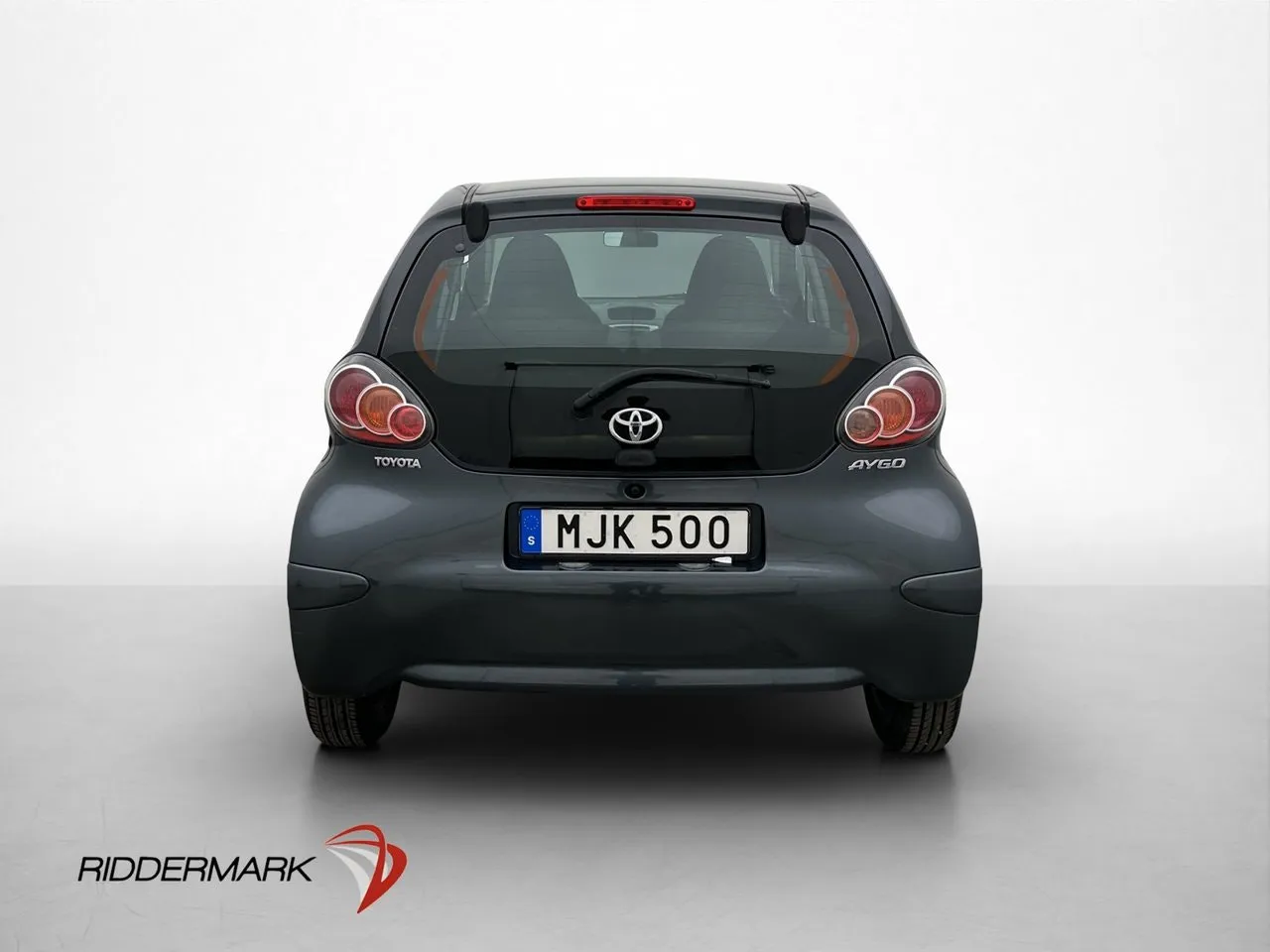 Vehicle image 7