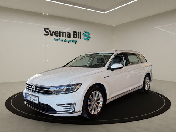 Volkswagen Passat GTE Plug-in Hybrid Sportscombi Automat - 2019