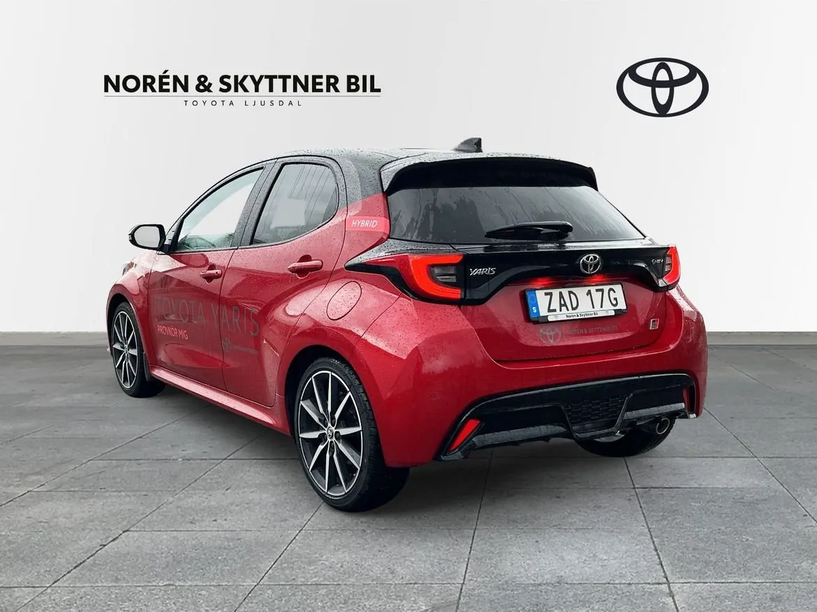 Vehicle image 2