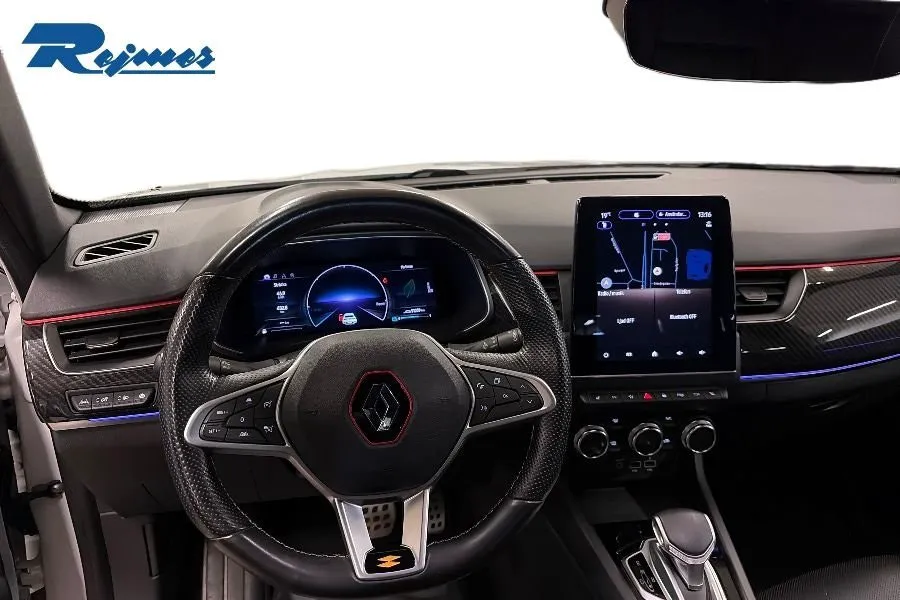 Vehicle image 11