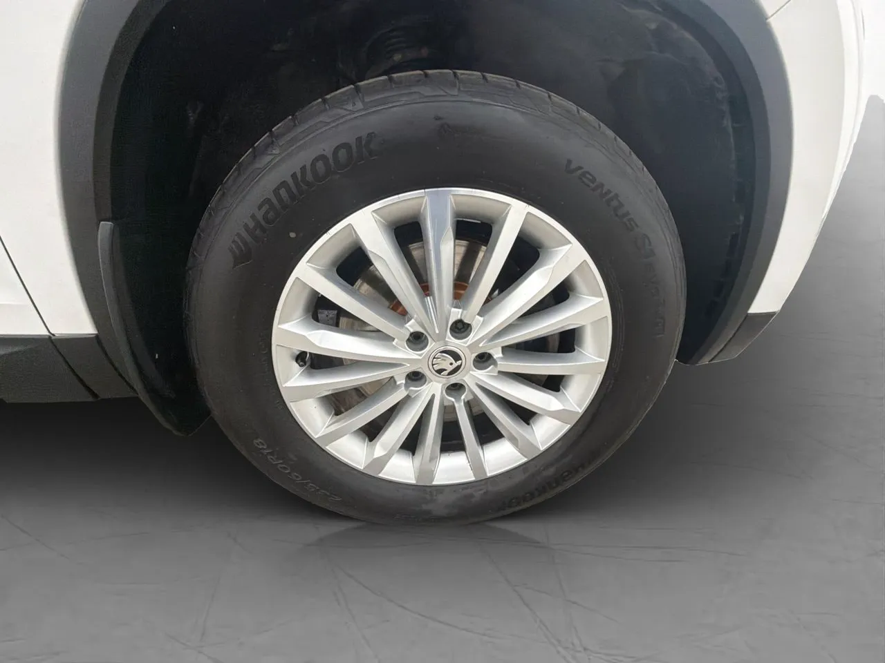 Vehicle image 31