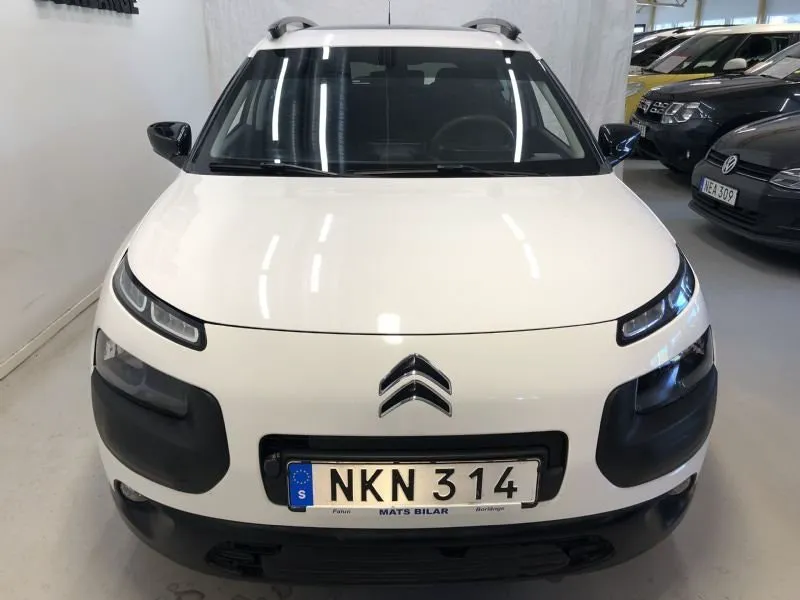 Vehicle image 1