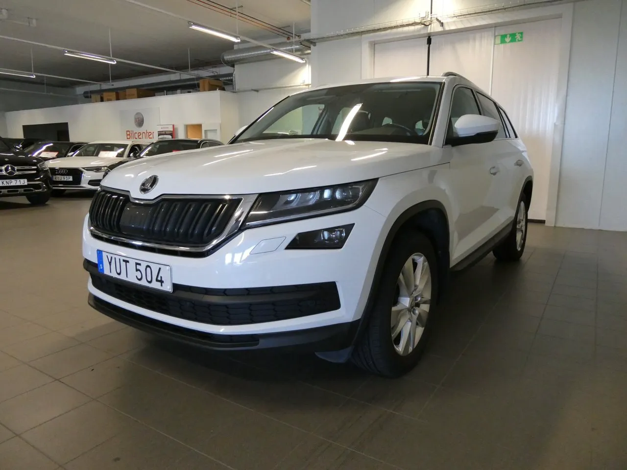 Vehicle image 8