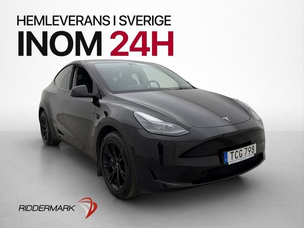 Tesla Model Y Standard Range 1 Brukare Moms Drag Skinn Pano - 2023