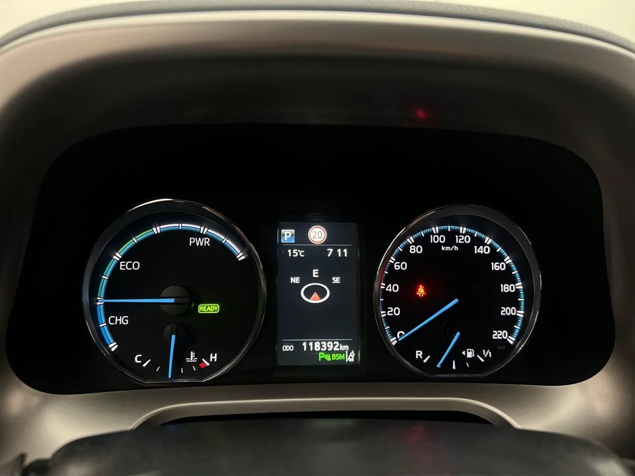 Vehicle image 18