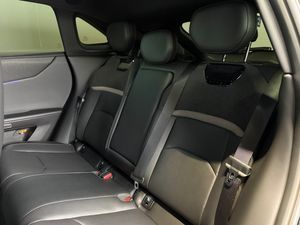 Mazda CX-6e bild 9