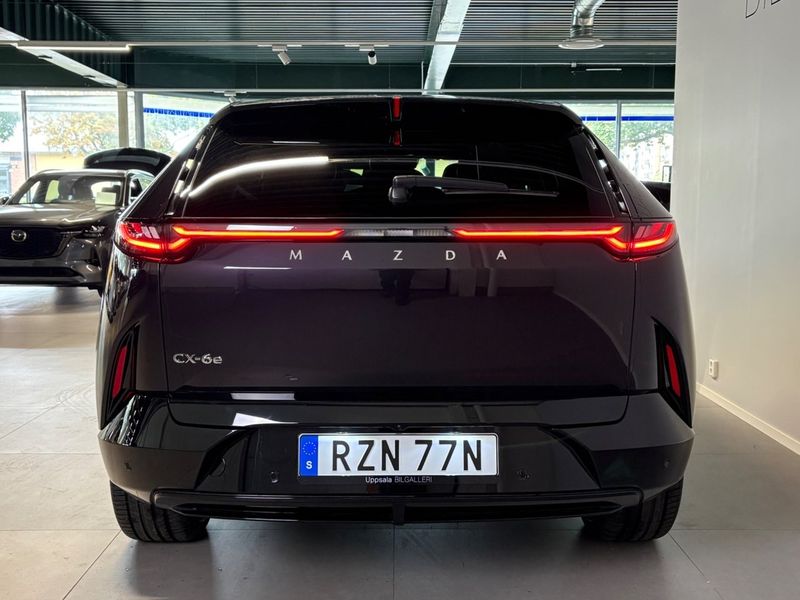Mazda CX-6e bild 5