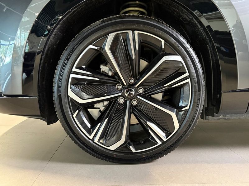 Mazda CX-6e bild 22