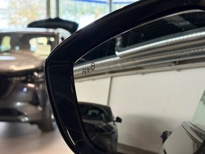 Mazda CX-6e bild 23