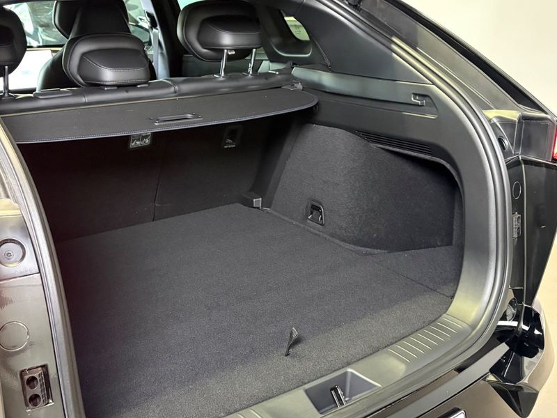 Mazda CX-6e bild 9