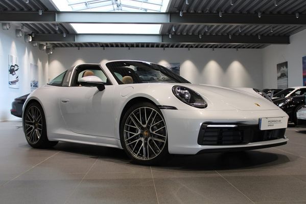 Porsche 992 911 Targa 4 - 2024