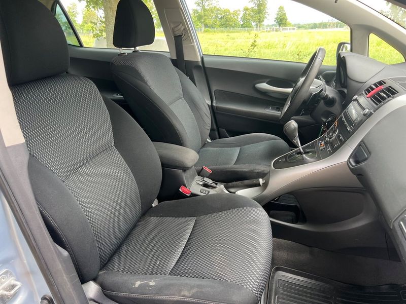 Toyota Auris bild 11