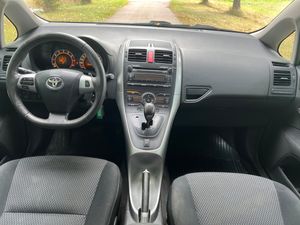 Toyota Auris bild 9