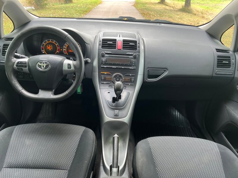Toyota Auris bild 9