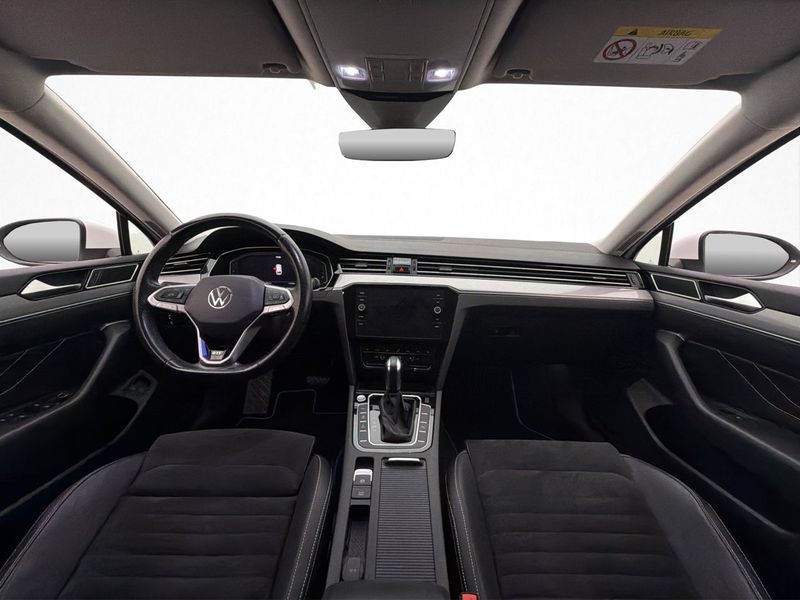 Volkswagen Passat bild 12