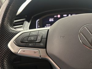 Volkswagen Passat bild 15