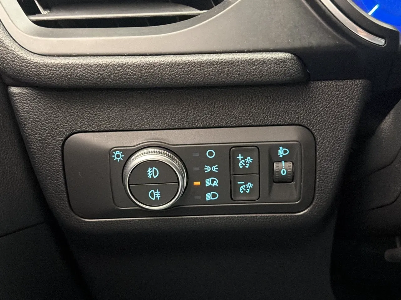 Vehicle image 29
