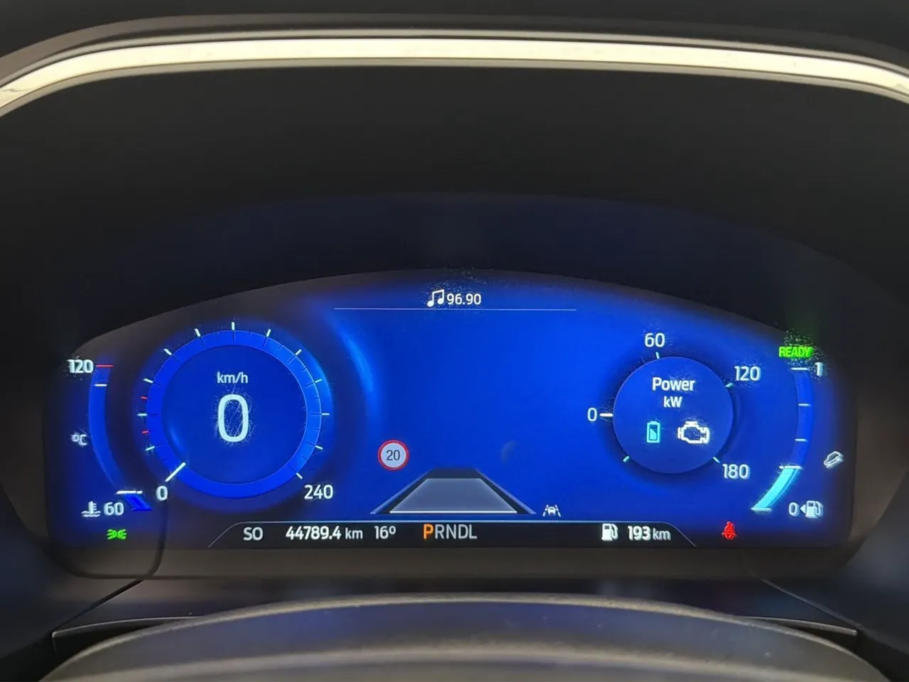 Vehicle image 21