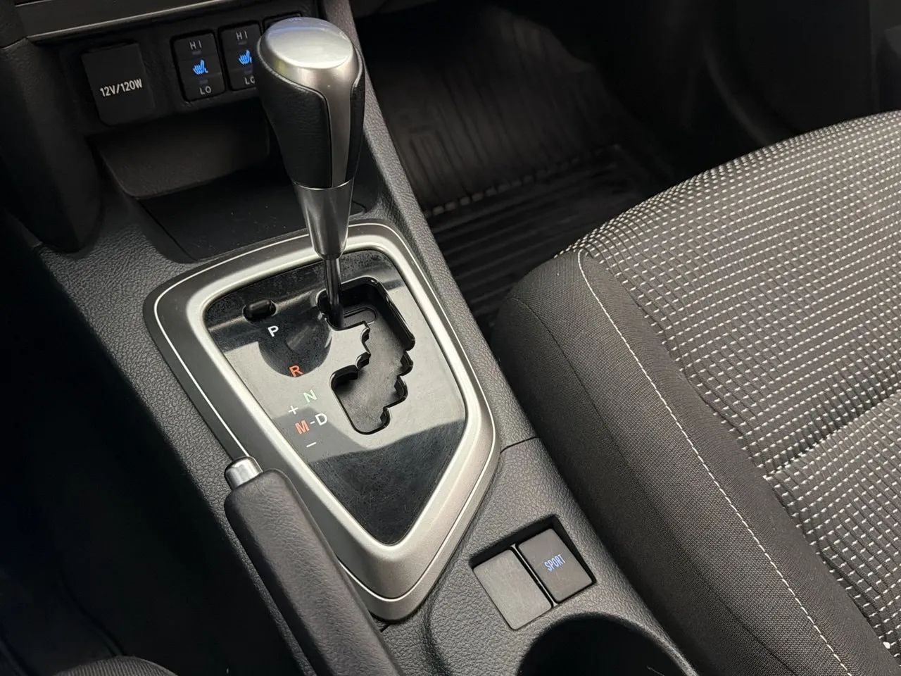Vehicle image 25
