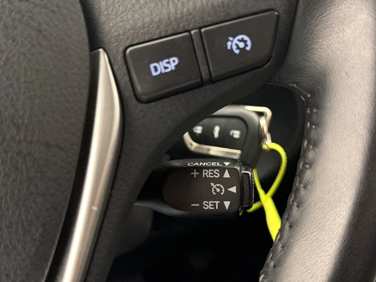 Vehicle image 28
