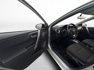Toyota Auris bild 10
