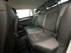 Volkswagen Passat bild 26