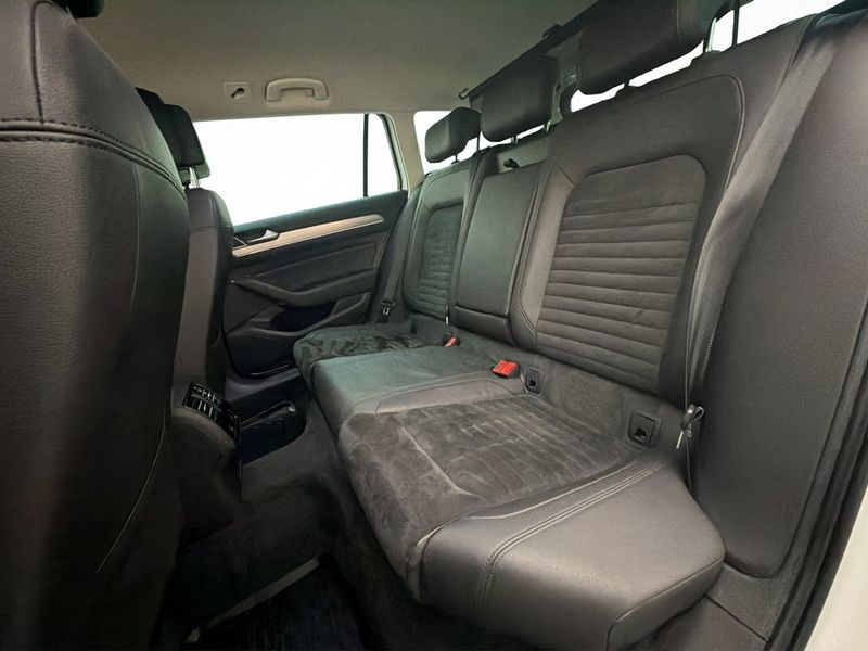Volkswagen Passat bild 26