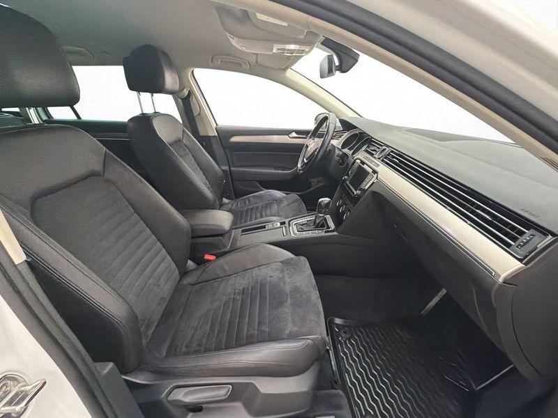 Volkswagen Passat bild 24