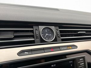 Volkswagen Passat bild 19