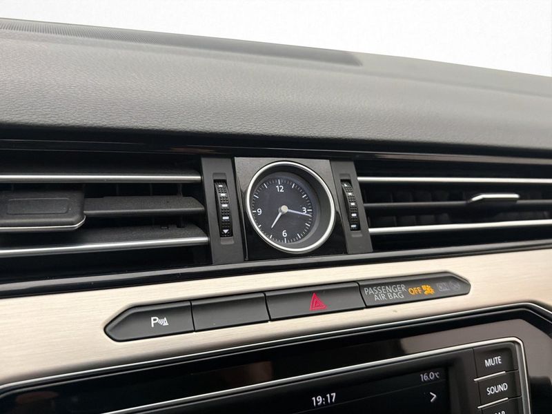 Volkswagen Passat bild 19