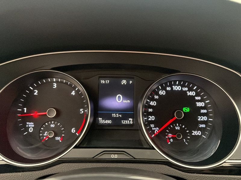 Volkswagen Passat bild 17