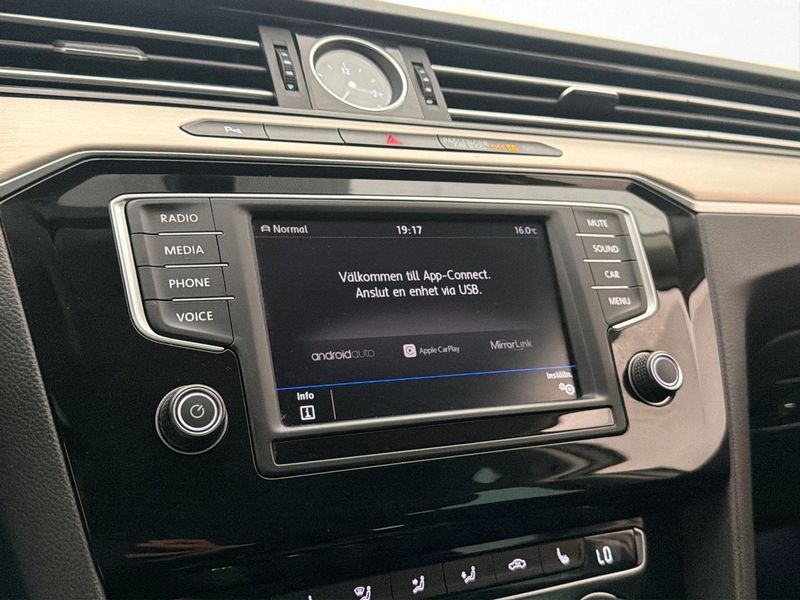 Volkswagen Passat bild 21