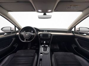 Volkswagen Passat bild 13