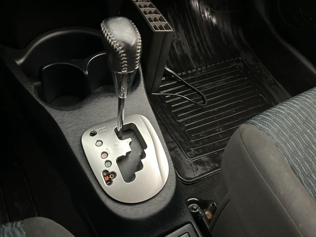 Vehicle image 25