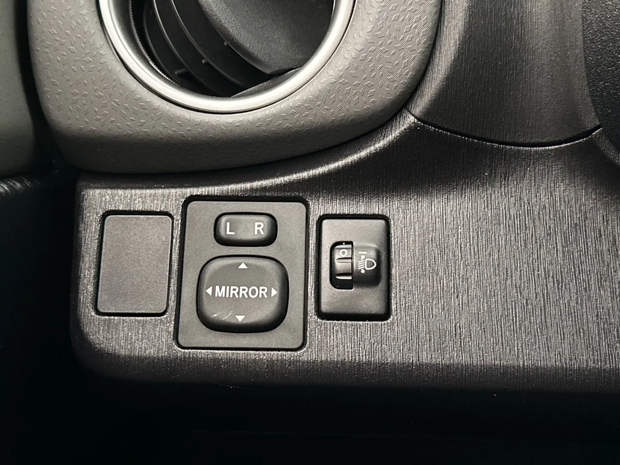 Vehicle image 29