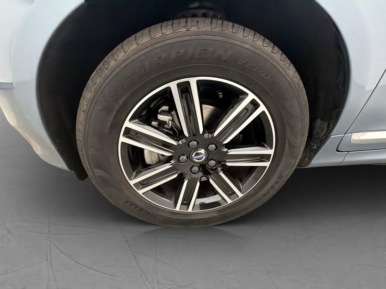 Vehicle image 31
