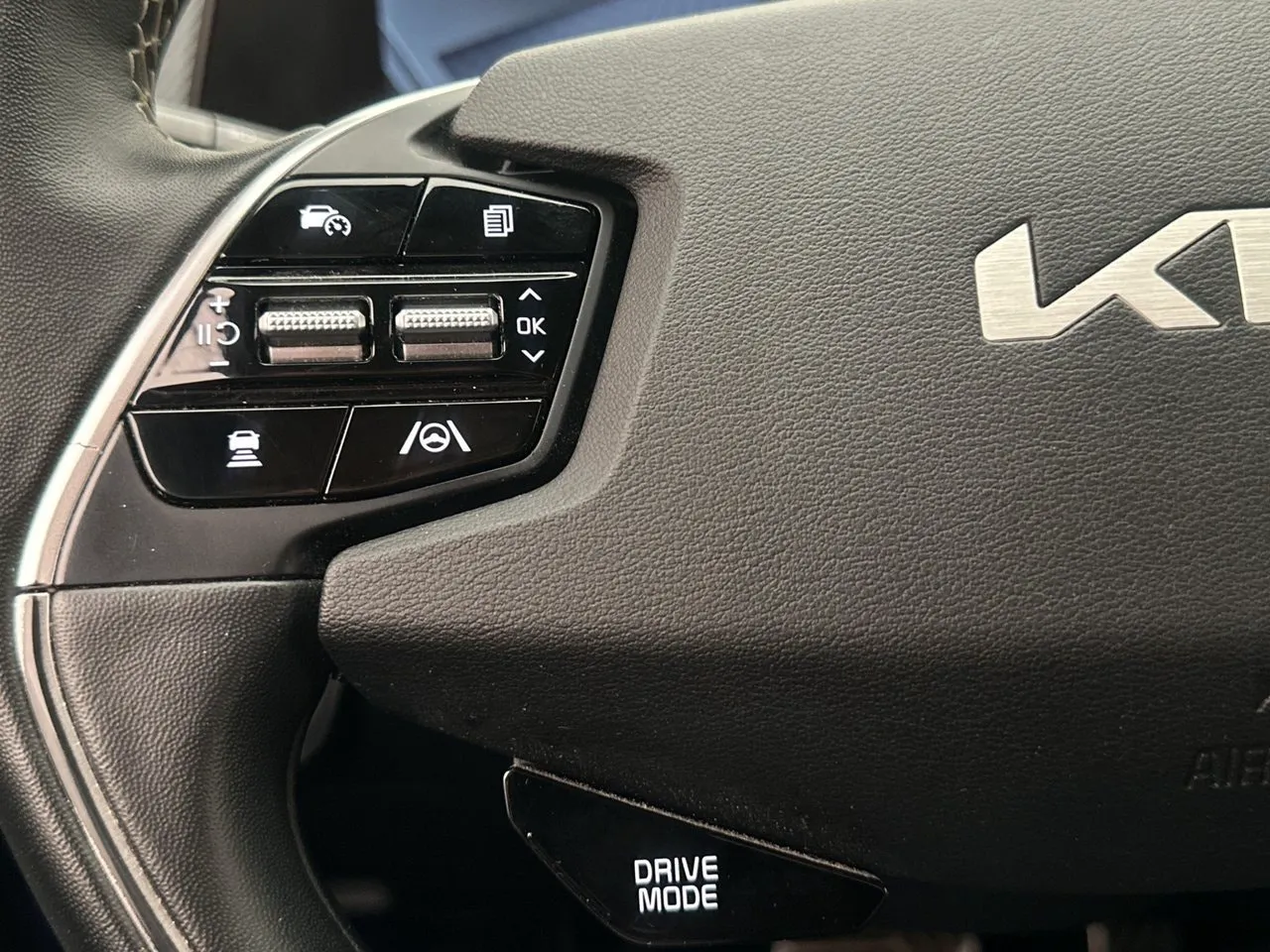 Vehicle image 29