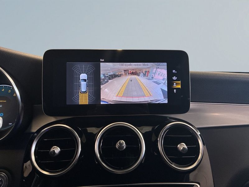 Mercedes GLC300 bild 15