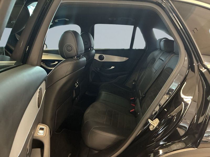 Mercedes GLC300 bild 13