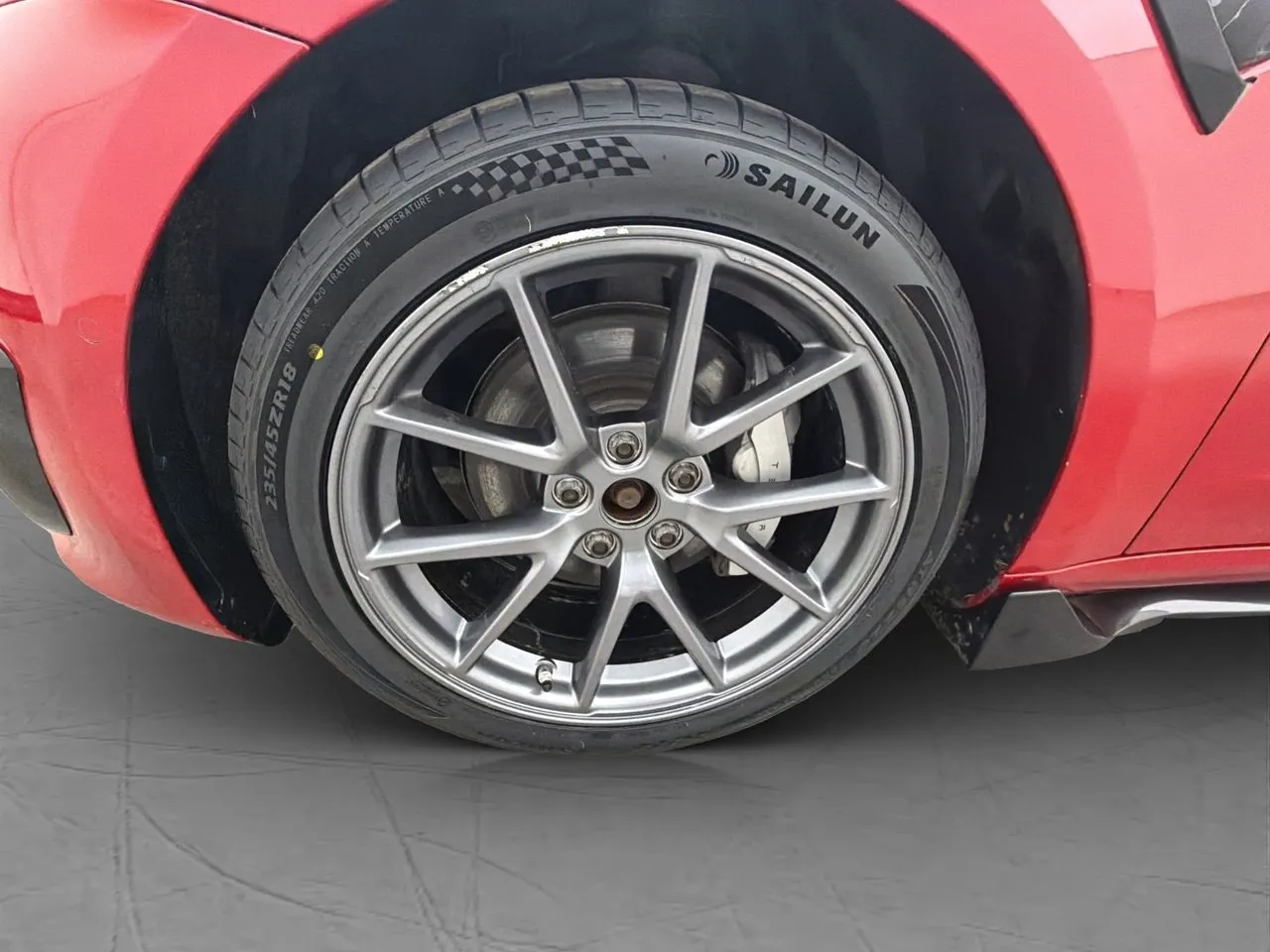 Vehicle image 26
