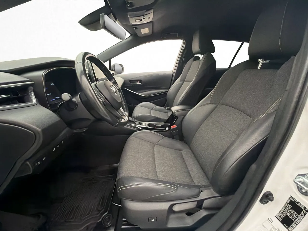 Vehicle image 20