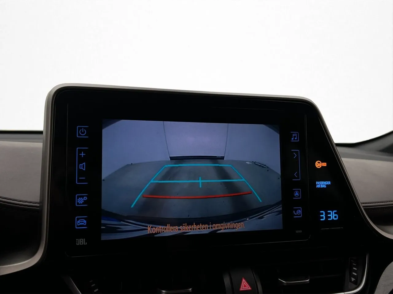 Vehicle image 23