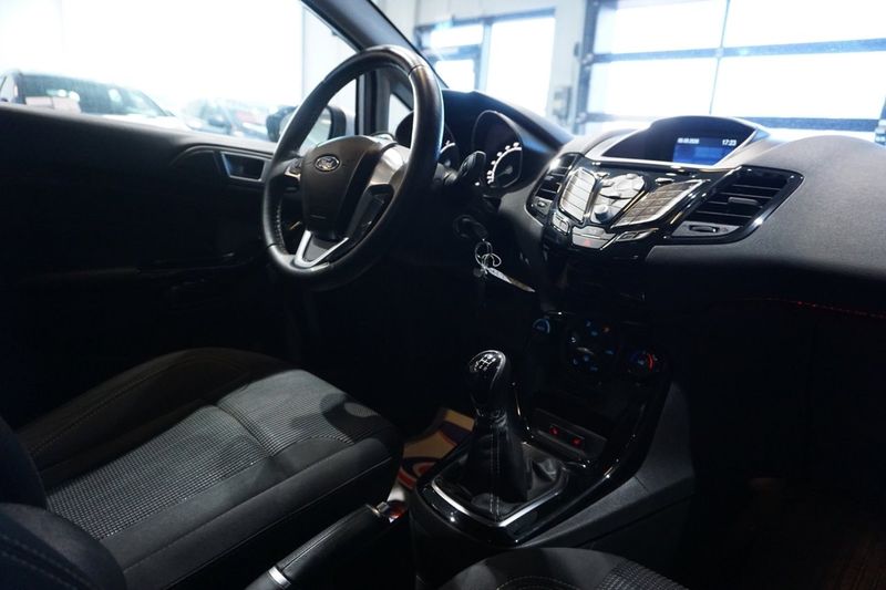 Ford Fiesta bild 13