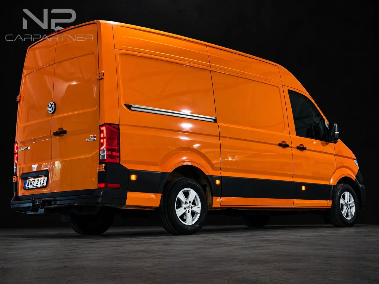 Vehicle image 5