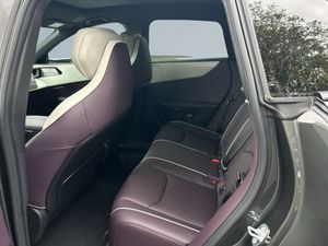 Mazda CX-6e bild 13
