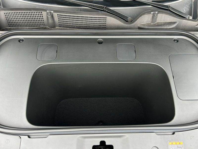 Mazda CX-6e bild 18