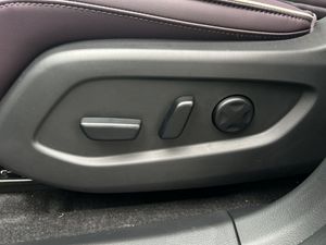 Mazda CX-6e bild 17