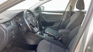 Skoda Octavia bild 7